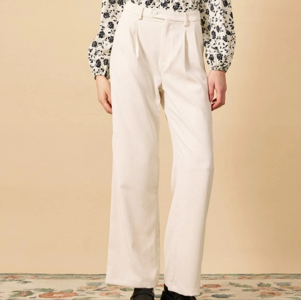 WHITE TROUSER